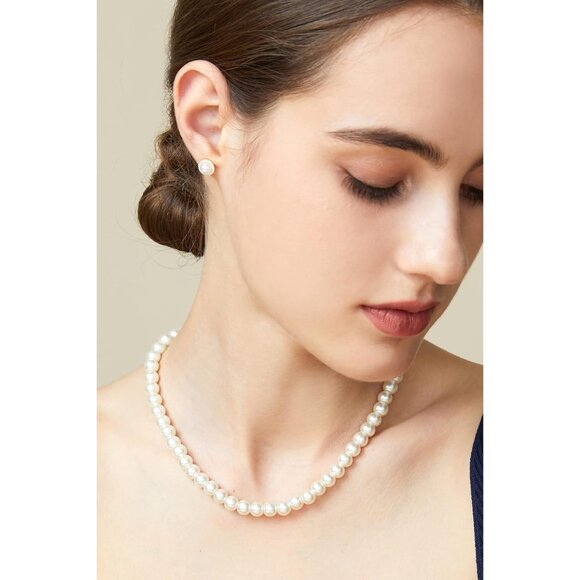 Lustrous Round Pearl Necklace with Extender - Ideal for Weddings and Gifts - Picture 2 of 9